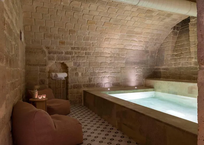 Le Petit Beaumarchais Hotel & Spa Paris